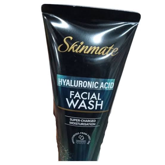 Skinmate Hyaluronic Face Wash