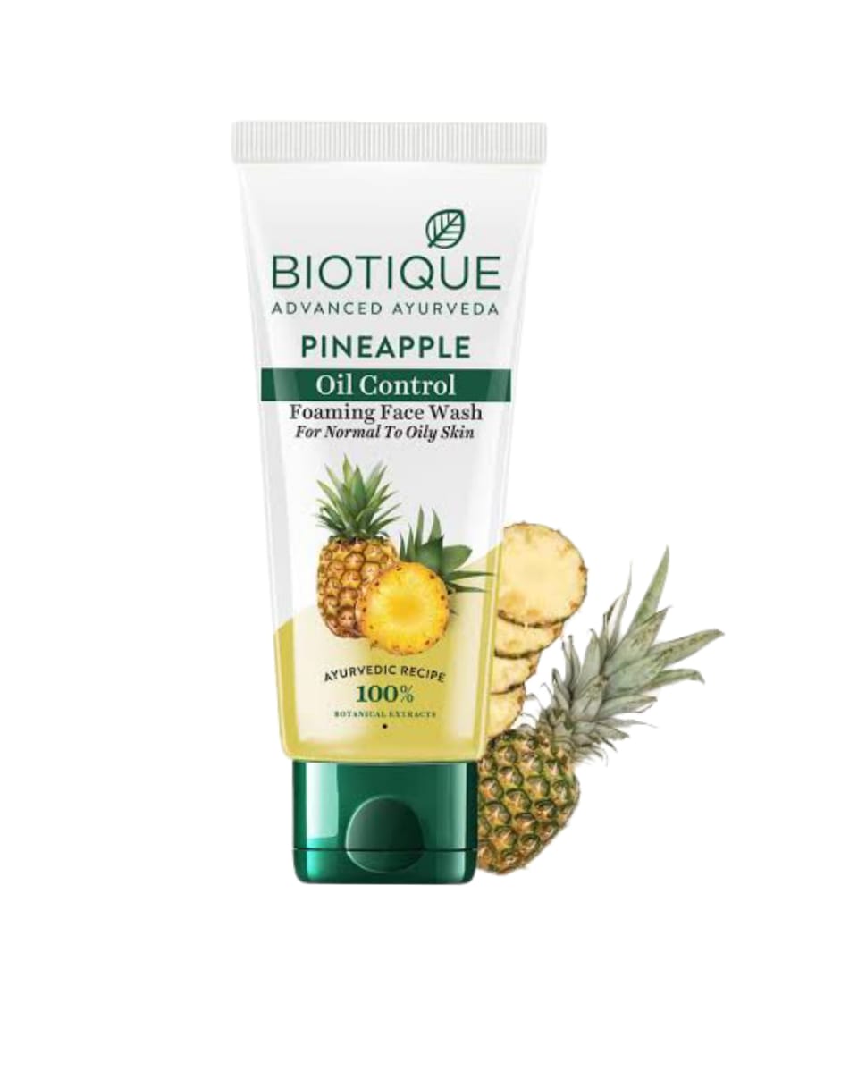 Biotique Advanced Ayurveda Pineapple Oil Control Foaming Face Wash