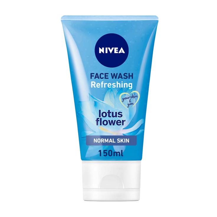 Nivea Refreshing Face Wash Normal Skin Lotus Flower 150ml