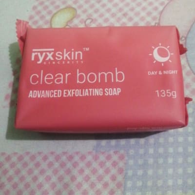 Ryx Skin Clear Bomb Advanced Exfoliating Soap 135gm saffronskins.com™ 