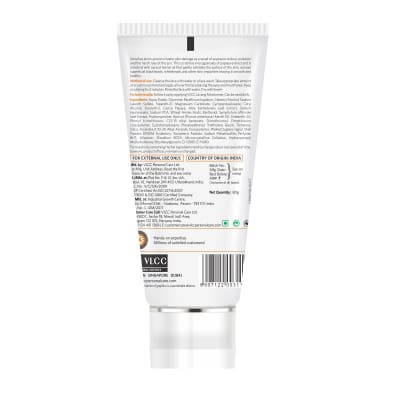 VLCC Papaya & Apricot Face Scrub(80g) saffronskins 