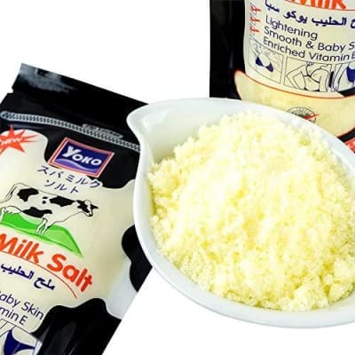 Yoko Spa Milk Salt Bath With Vitamin E & B3-300g (Original) saffronskins 